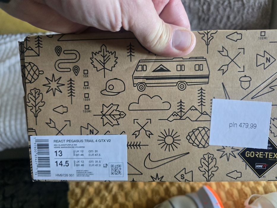 Buty Nike z goratex nowe 31 cm