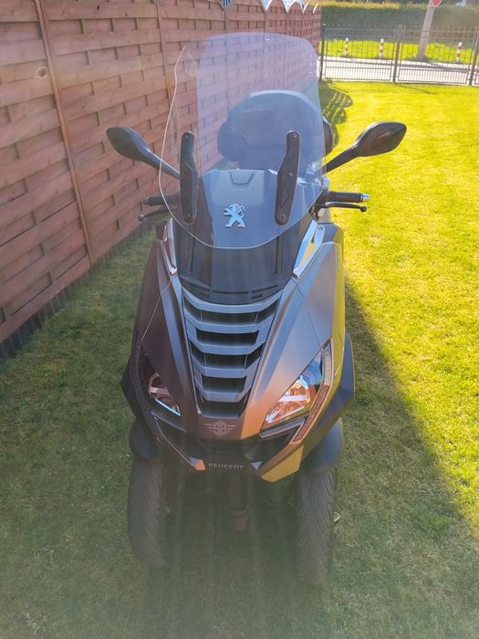 Skuter Peugeot metropolis SW