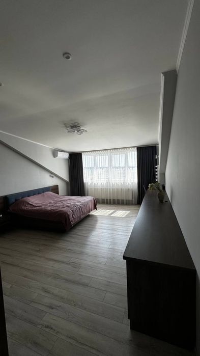 Продам 3-кімнатну квартиру