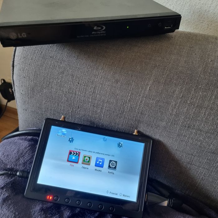 Blu-ray odtwarzacz LG bp135
