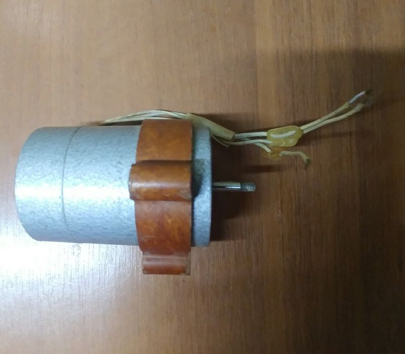 двигун УАД-32 асихронний