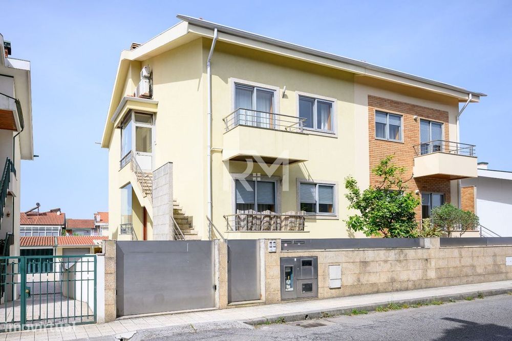 Andar Moradia T2 + 2 Duplex | Ermesinde, Valongo