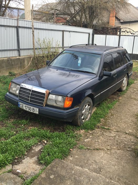 Продам мерседес Е124.