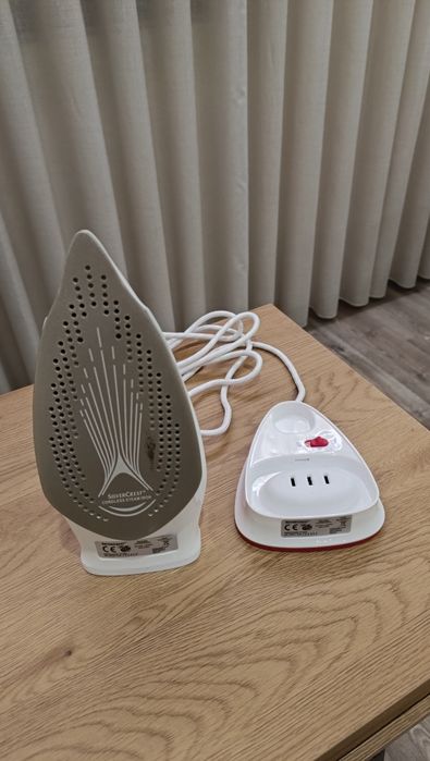 Ferro de engomar SilverCrest sem fios64285405119235124