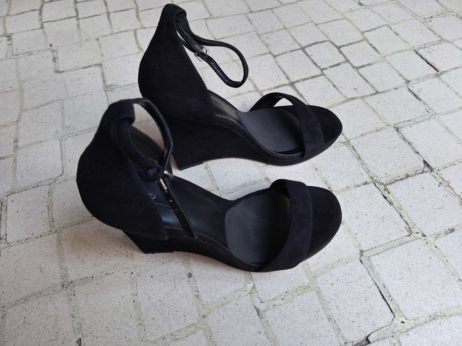 Sandalias Salto Alto Pretas ALDO