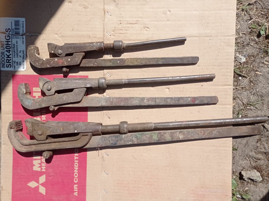 Ключ трубный газовый плашкодержатель