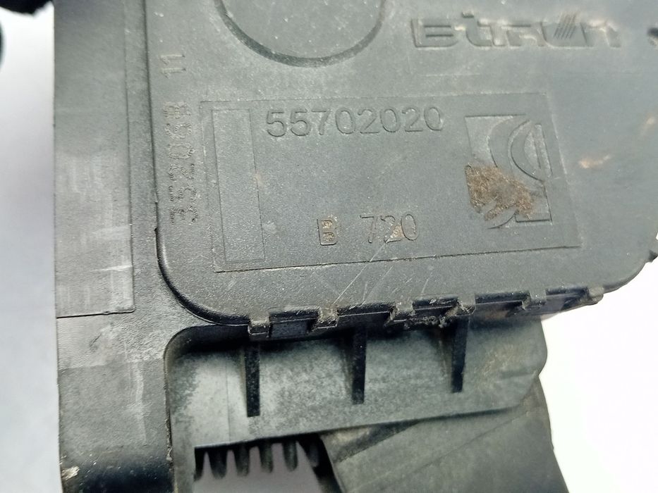 Pedal do acelerador FIAT Grande Punto (199_)