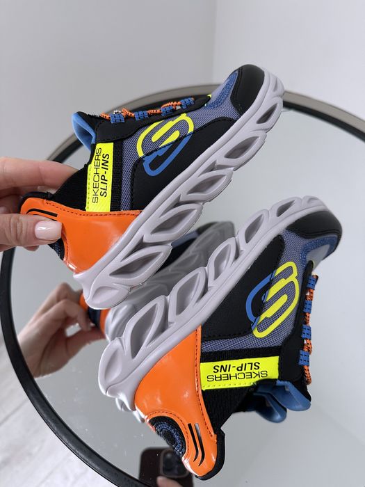 Детские легкие кроссовки слипоны на резинках Skechers 27/30/32/33р