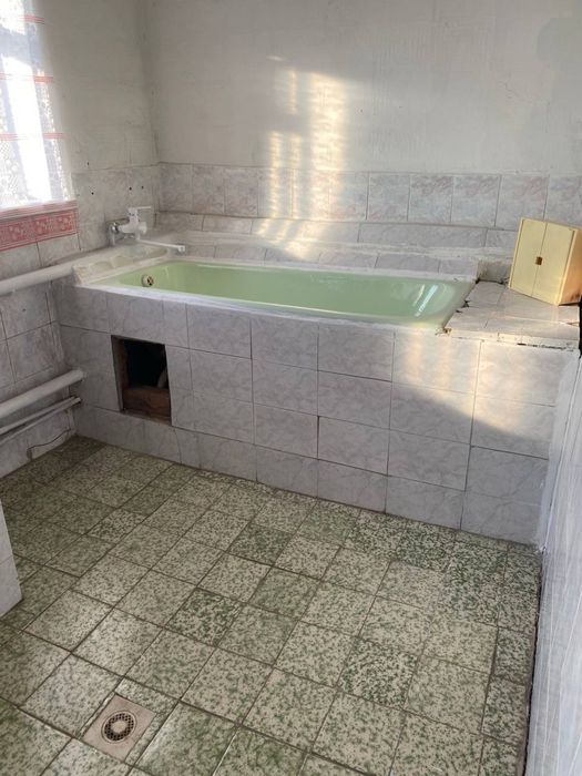 Продам затишний будинок біля річки, ділянка 40 соток