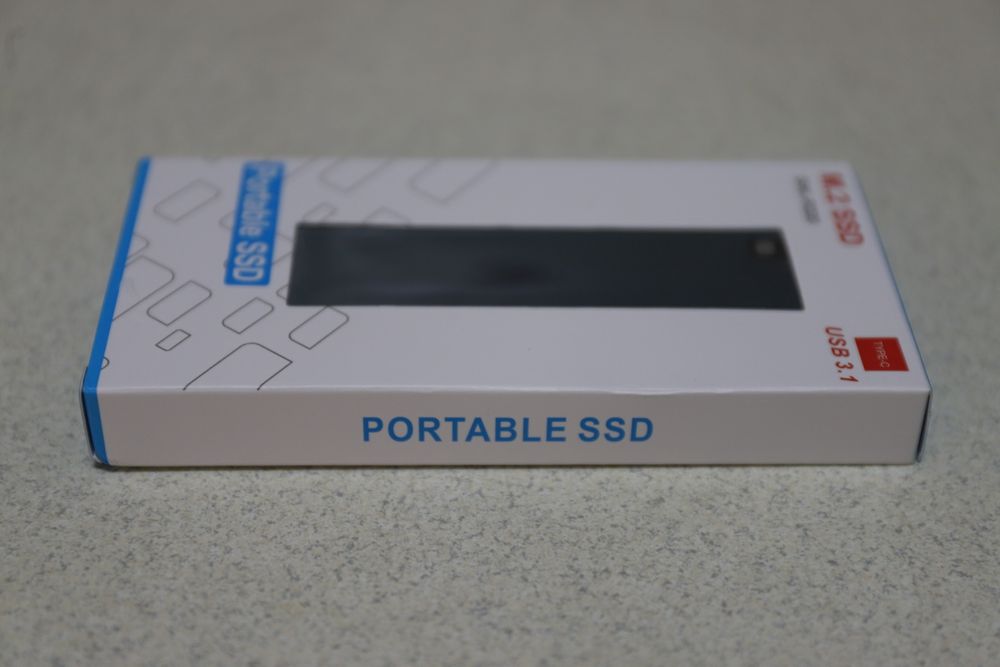 Portable  SSD  SHL - R 320  3.1