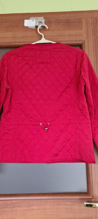 Kurtka czerwona firmy Massimo Dutti rozmiar M