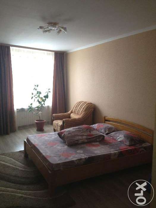 Подобово  затишна квартира. Поряд «Вікторія».