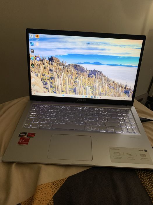 Portatil Asus Ryzen 5 8GB Ram