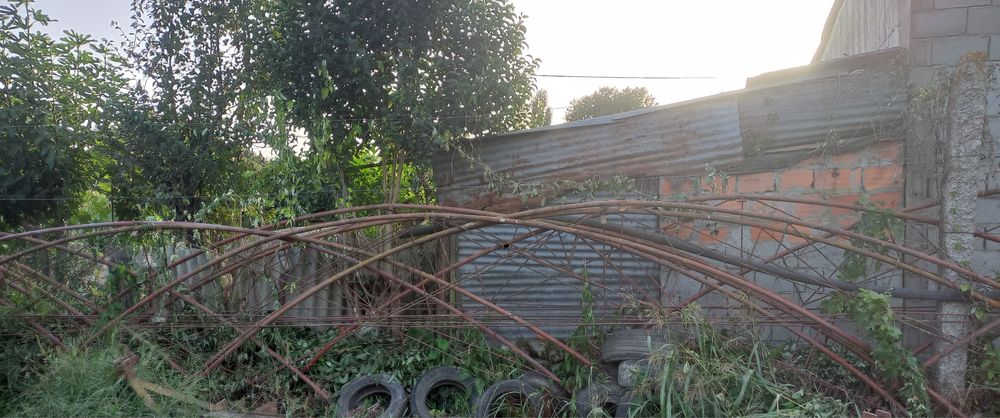 Vende-se  ferros para estufa.