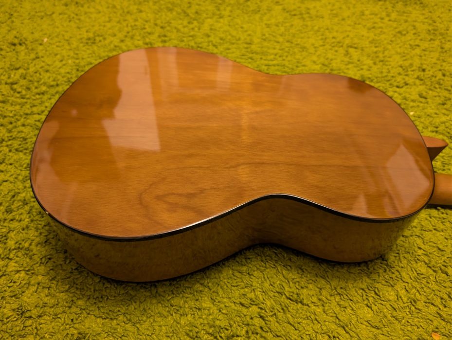 Акустична гітара йамаха ц40