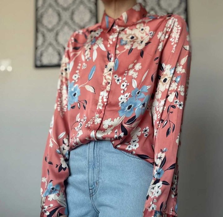 Piękna koszula satynowa w kwiaty łososiowa Floral print XXL
