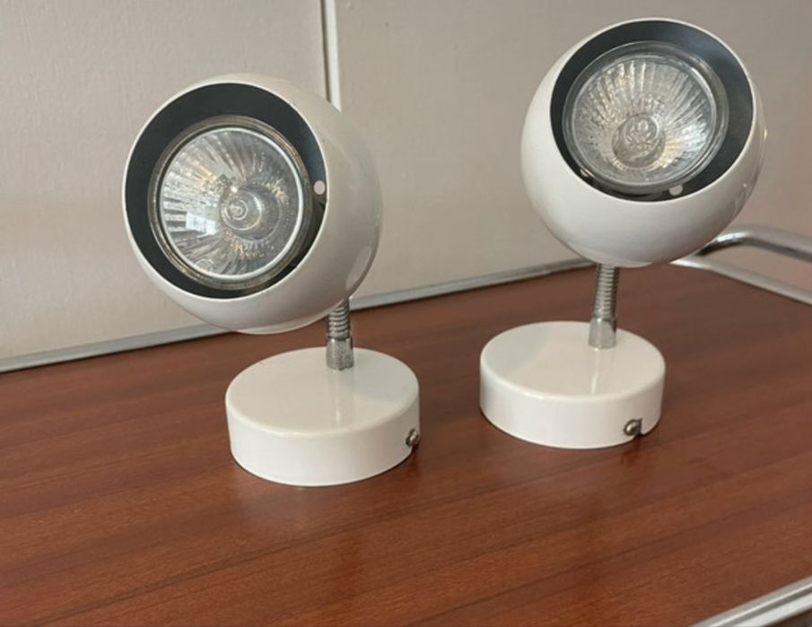 Par de apliques anos 70