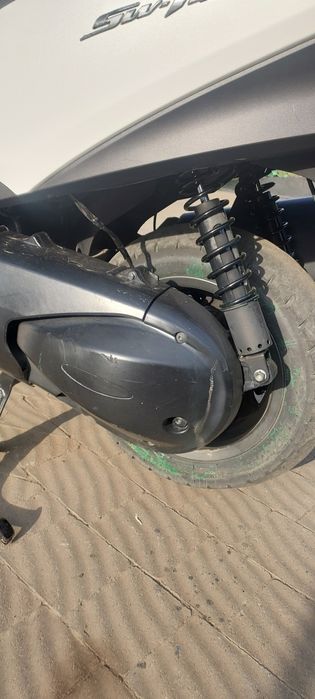 Honda Silwer Wing 400