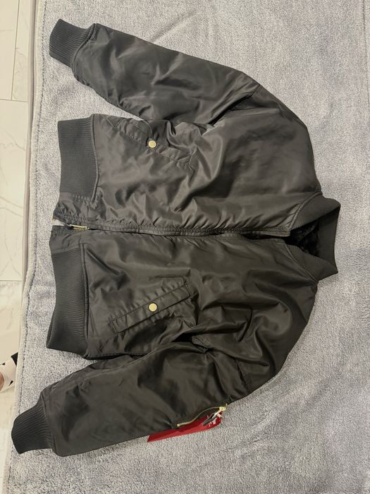 Бомбер шуба жіноча Alpha Industries