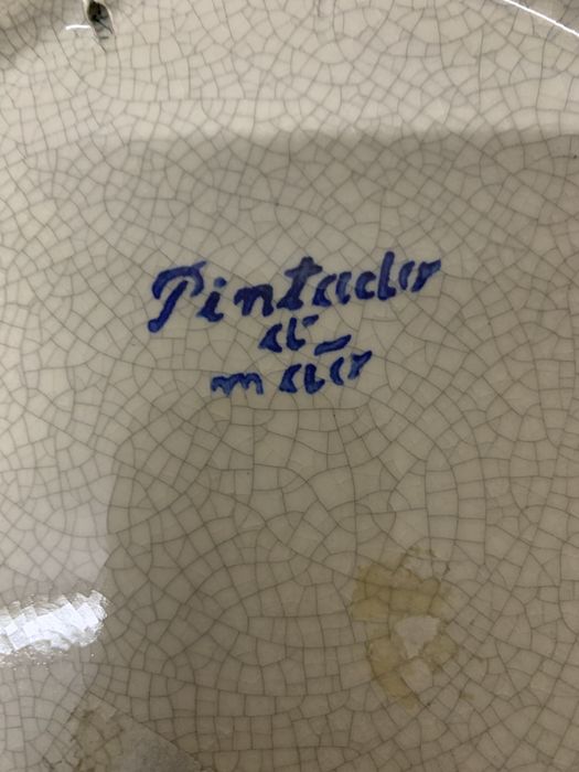 Prato pintado à mao em estanho