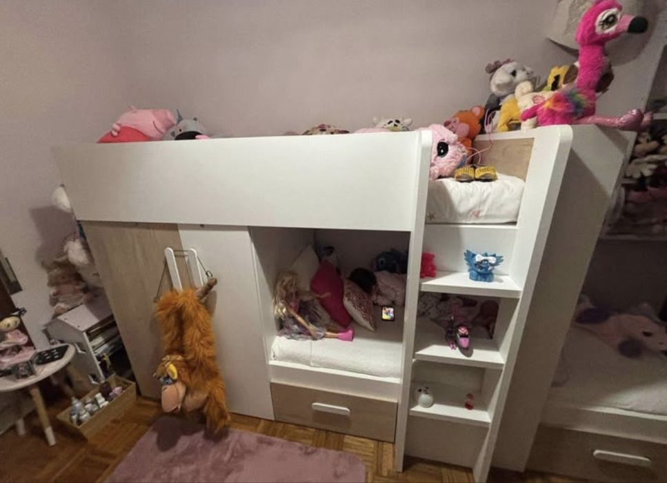 Cama beliche com Roupeiro e colchão