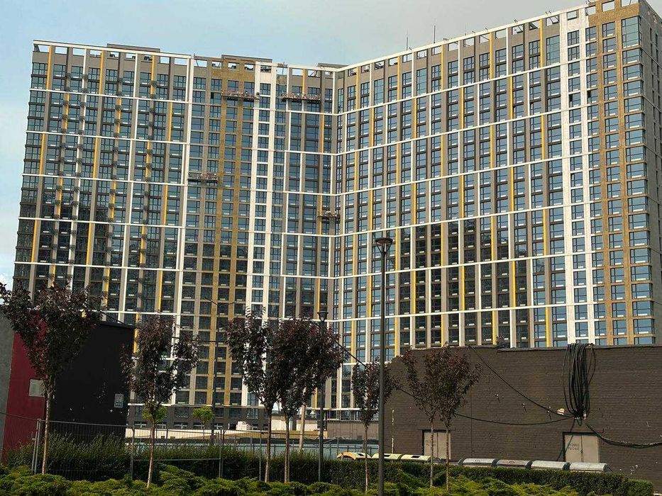 Найкраща ціна Будинок 13-17 Видова Без % 82 кв Прямий вид на Дніпро
