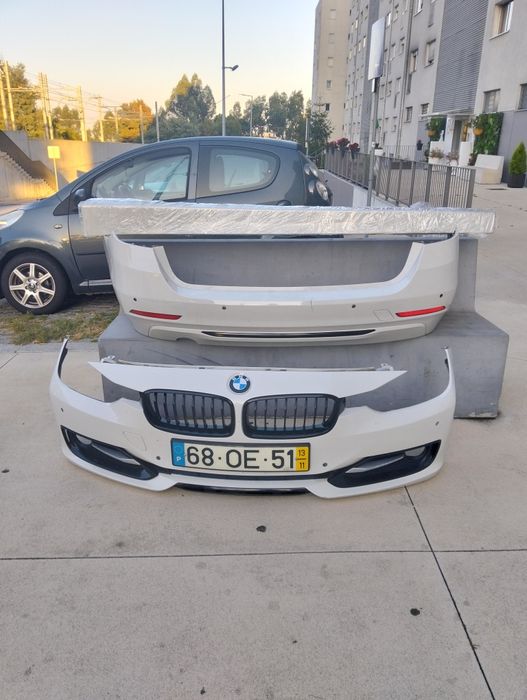 Frente com embaladeiras original BMW 318 e jantes 17