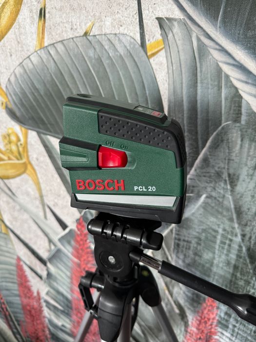Bosch PCL 20  - laser krzyżowy - zasilanie bateryjne