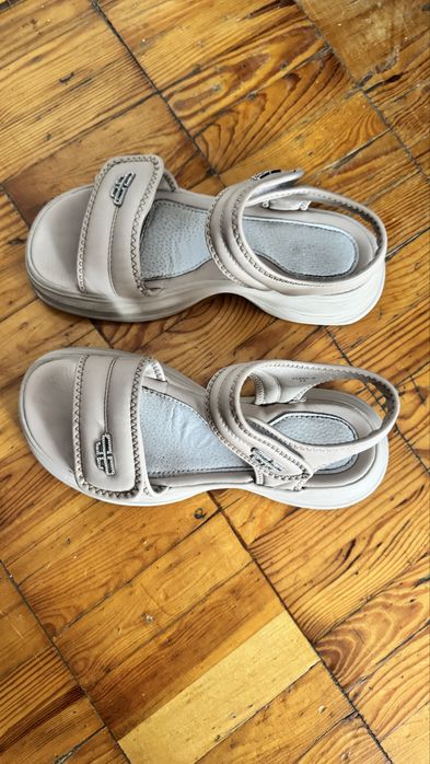 36р, якісні шкіряні босоніжки з супінатором