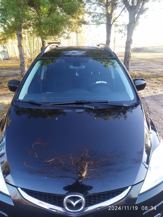 Продам семейную машину.