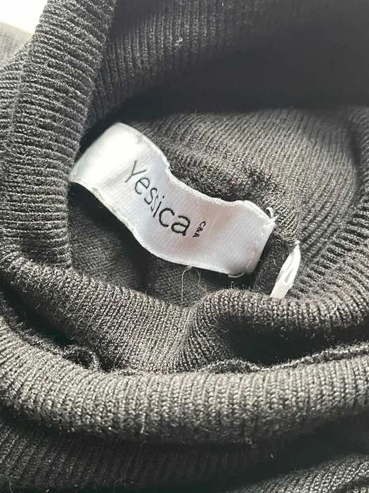 Czarny golf - Yessica - L