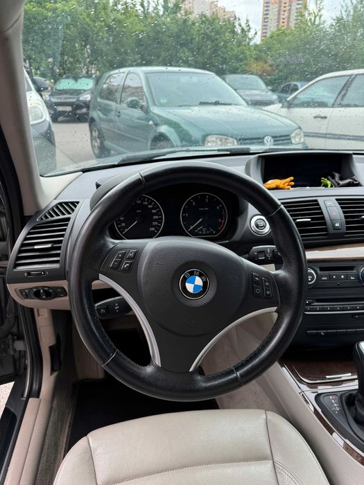 BMW 1 Series 2011 VIN WBAUD71060P528062 фото оголошення 17 з 24
