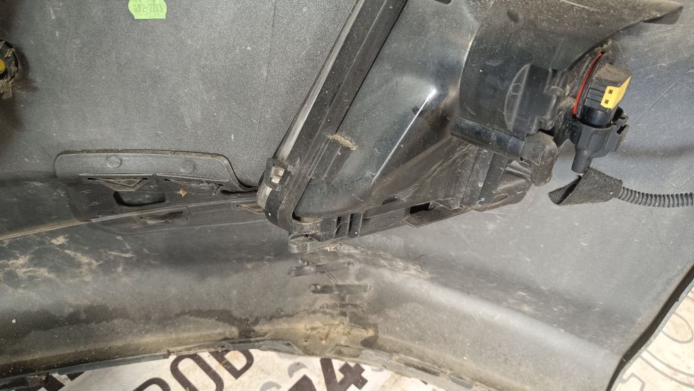 Бампер передній Peugeot 308 t7 2007-2015