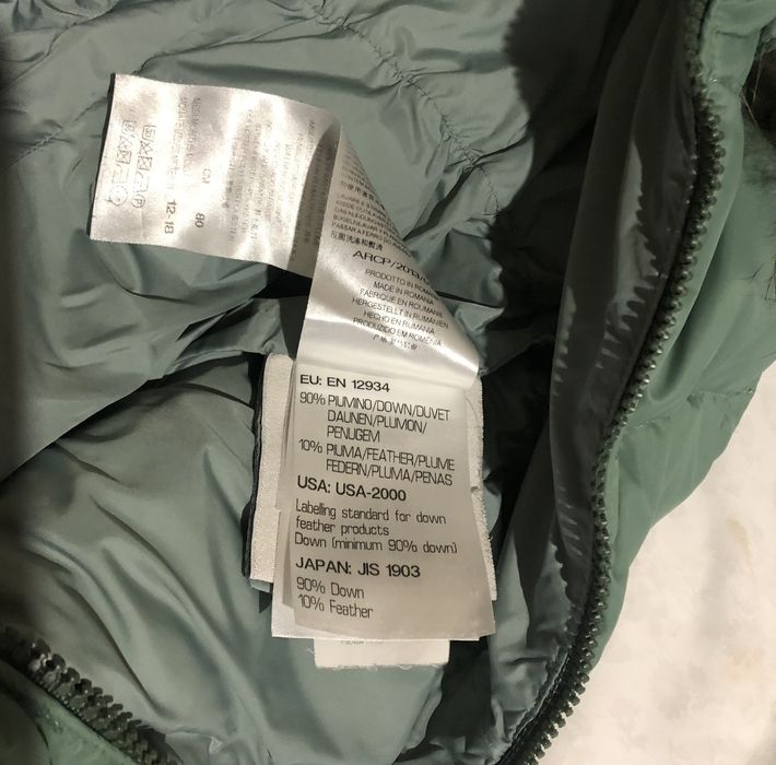Moncler, комбинезон пуховый. 12-18 месяцев