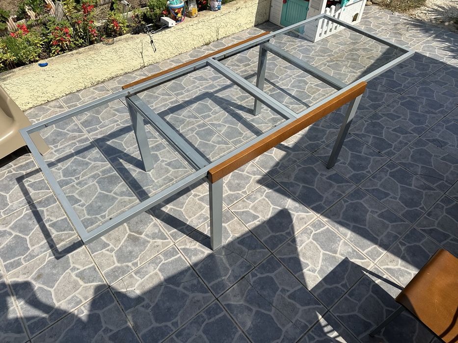Mesa extensivel de vidro 4cadeiras incluidas