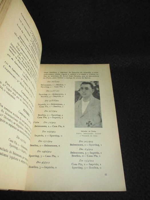 Livro Factos Nomes e Números da História de Os Belenenses MUITO RARO