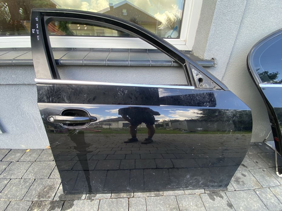 Drzwi prawy przód prawy tył prawe BMW e60 sedan e60 e61 kolor 668 bmw e60/61