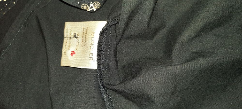 Рубашка Moncler.