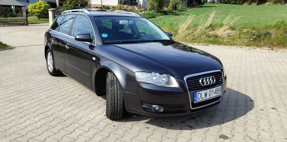 Audi A4 Avant Bez wypadku, klimatronic 2-strefowy,140KM,serwisowany, zarejestrowany