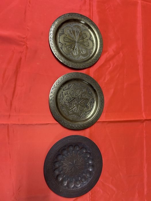 Conjunto de Pratos Marroquinos Decorativos em Metal