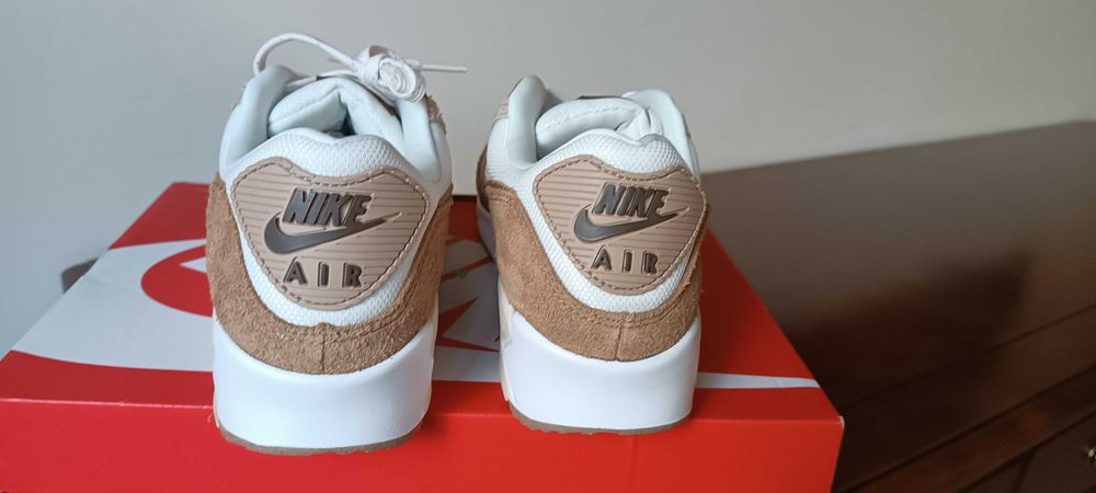 (roz. 44) Nike Air Max 90 SE Pale Ivory Snakeskin Swoosh DX9502,-100