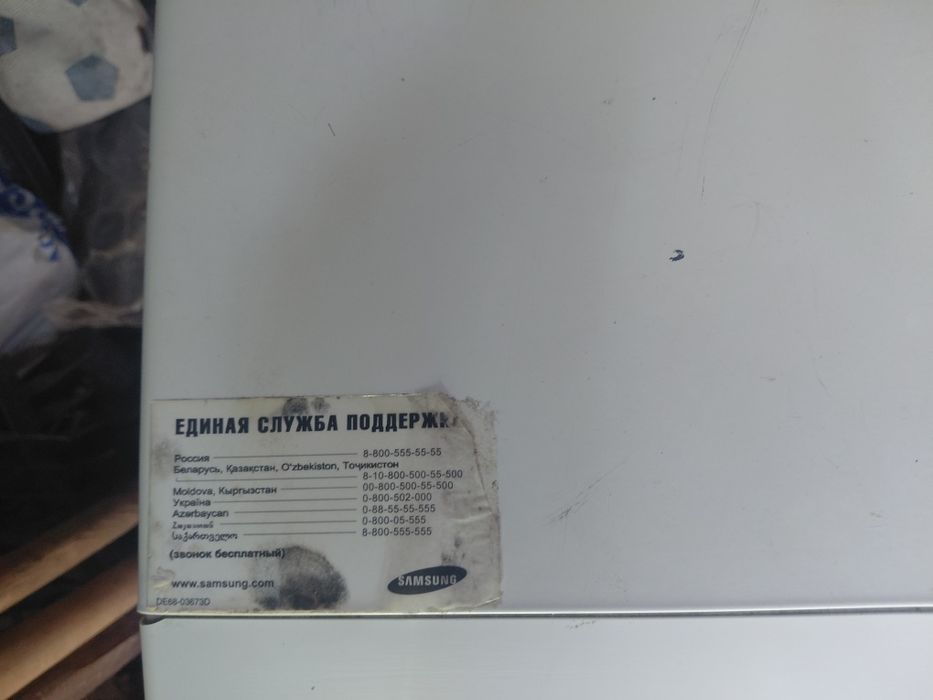 Мікрохвильова піч самсунг в робочому стані