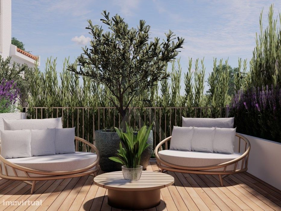 Apartamento T2 com terraço e garagem em Alcoitão