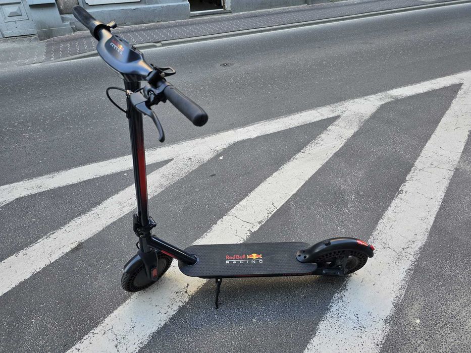 Hulajnoga Elektryczna Redbull RB-RTEEN10-10 + Ładowarka