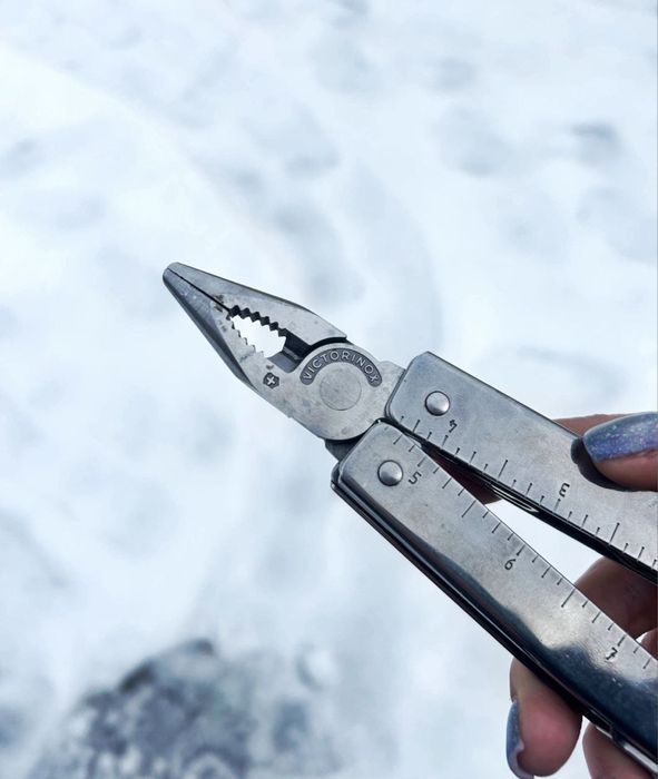 Мультитул Swisstool