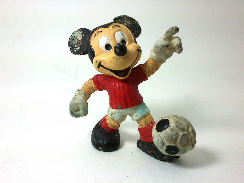 Vintage PVC Figures of Mickey, Gonzo, and W. Berrie64286464387971121