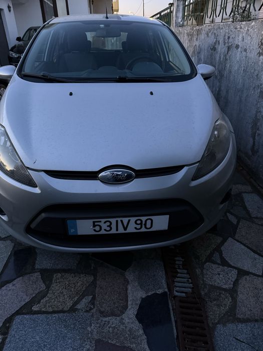 Vendo Ford fiesta em bom estado