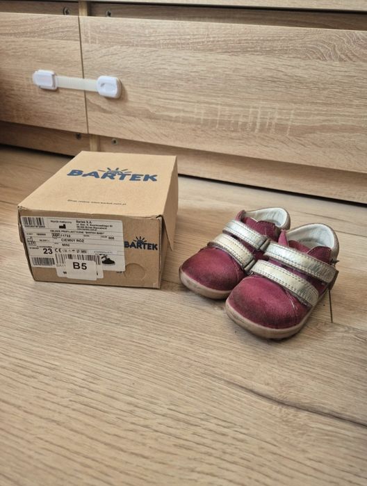 Buty trzewiki skórzane Bartek r. 23