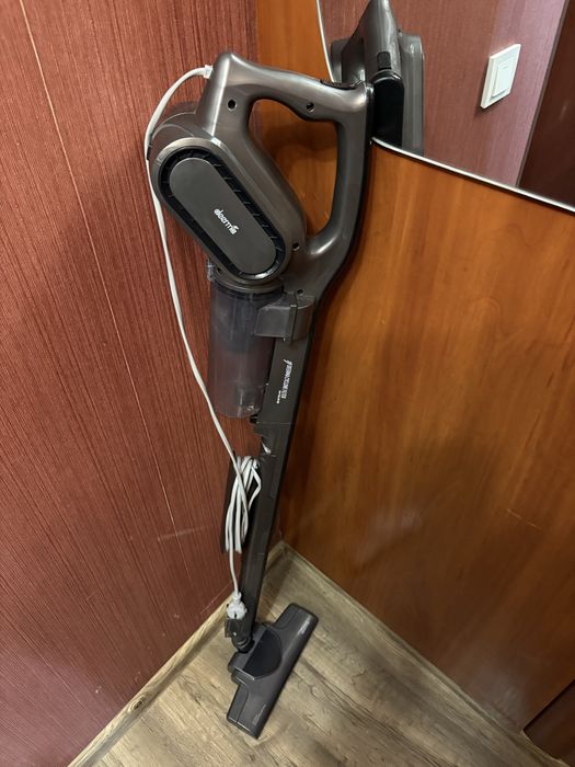 Пилосос DEERMA DX700 Stick Vacuum Cleaner Cord