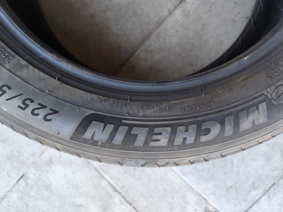 Pneus 225/55r18 Michelin E Primacy 75% piso